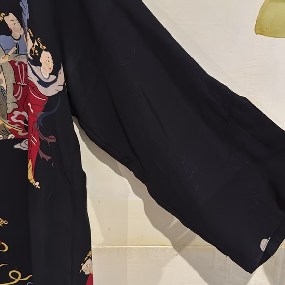 Citron Pullover Silk Blouse - Picture 4 of 8